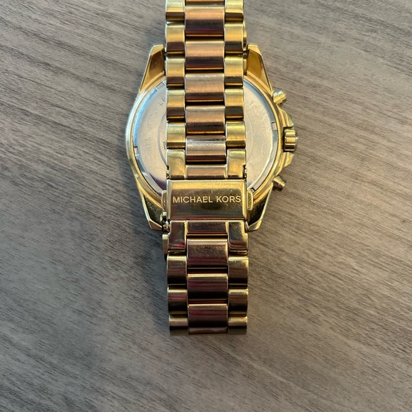 Michael Kors Bradshaw Two Tone oversized chronograph watch - Picture 3 of 8